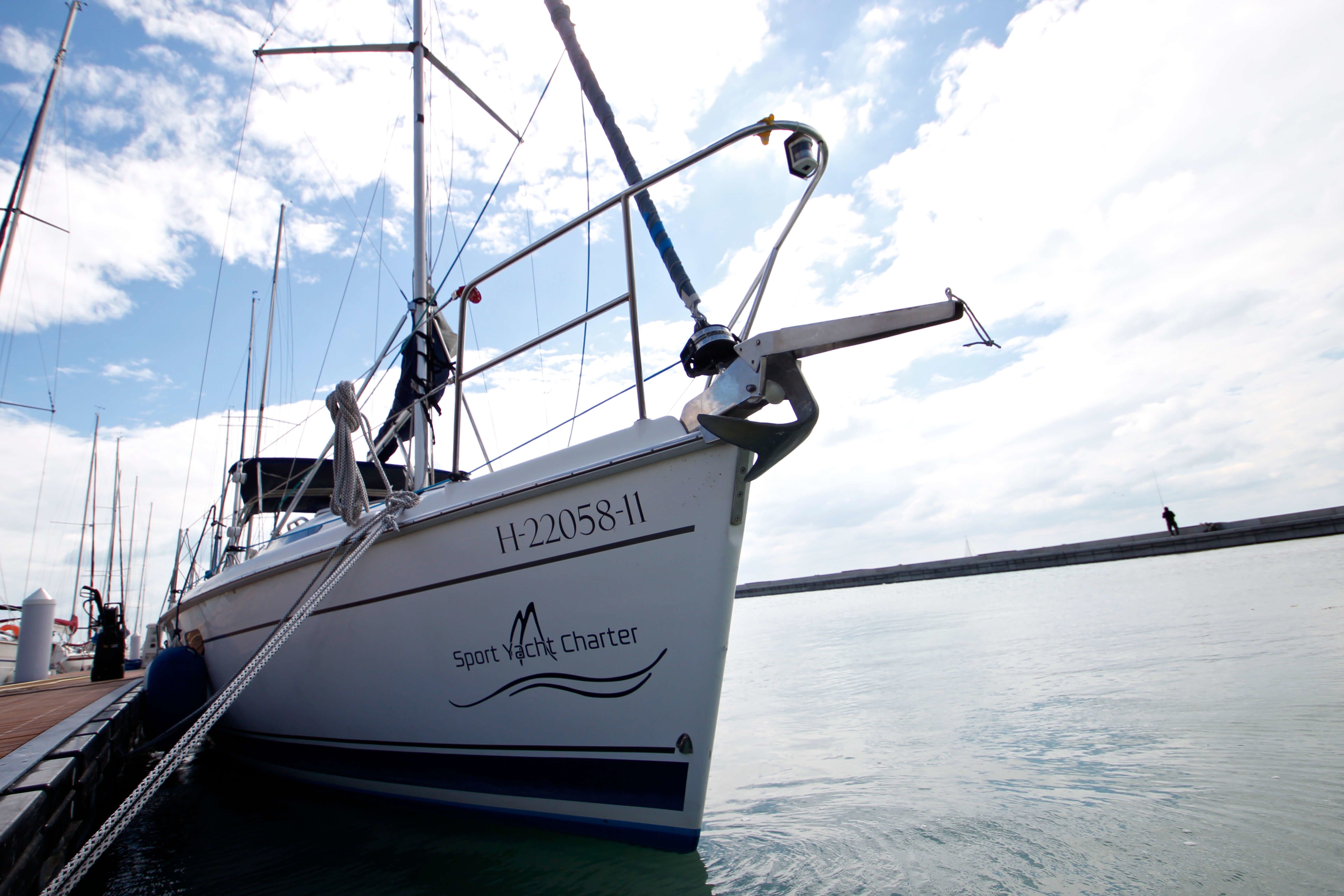 Hunter 326 | Polar Bear