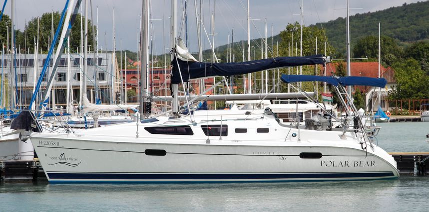 Hunter 326 | Polar Bear