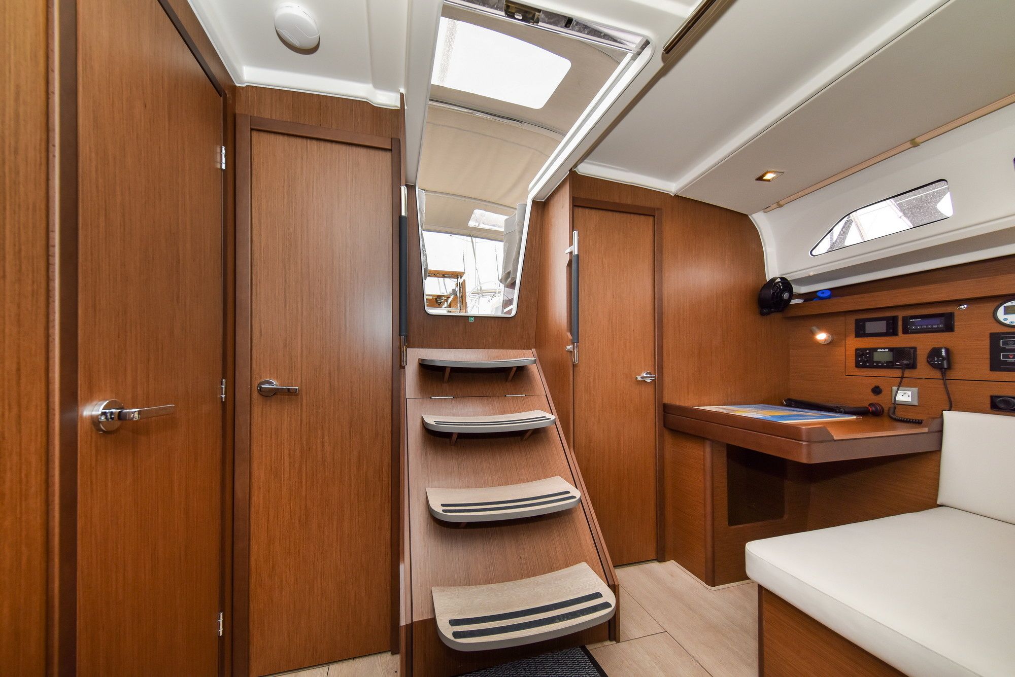 Beneteau Oceanis 40.1 | Eylin