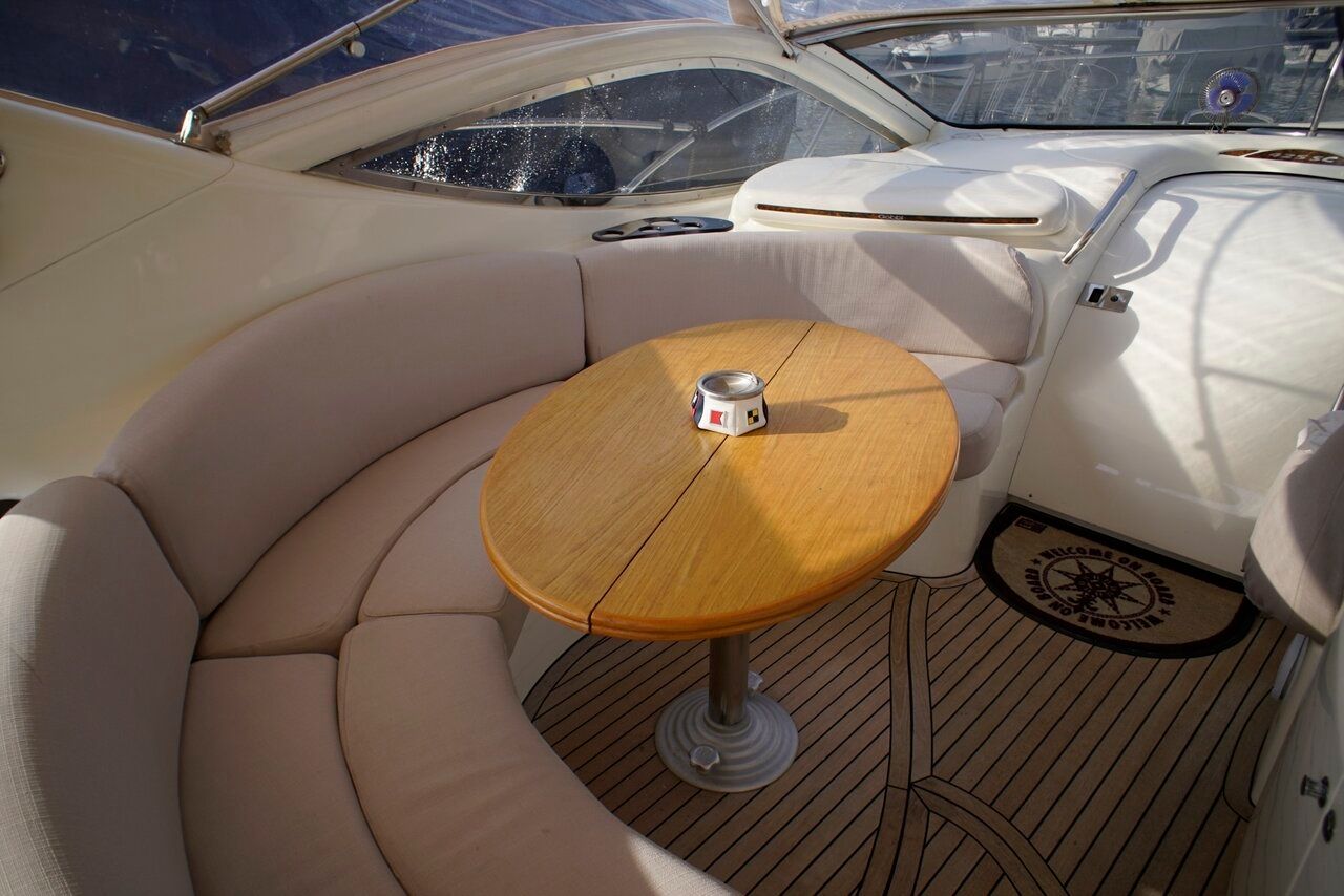 Gobbi 425 | Lady Veronika