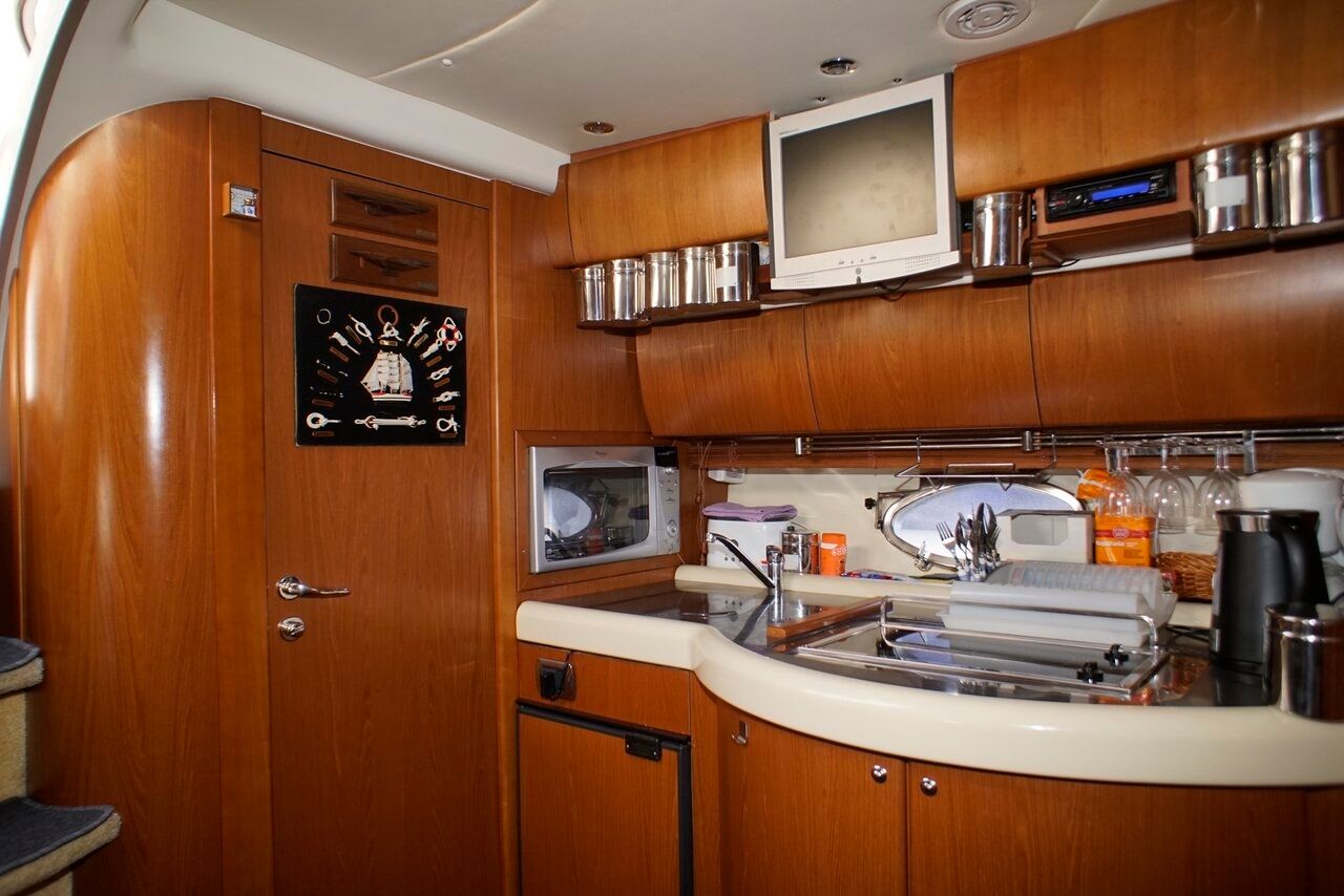 Gobbi 425 | Lady Veronika