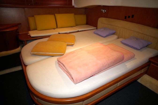 Gobbi 425 | Lady Veronika