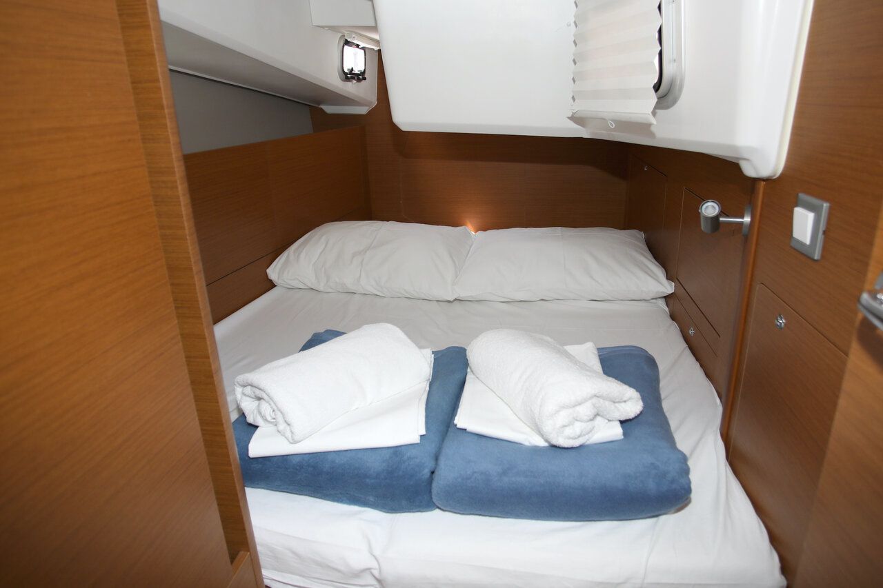 Jeanneau Sun Odyssey 410 | Deba