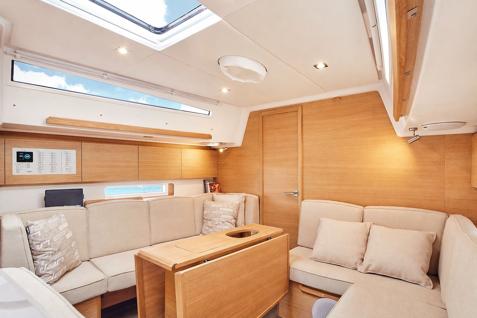 Elan E5 | Elaya