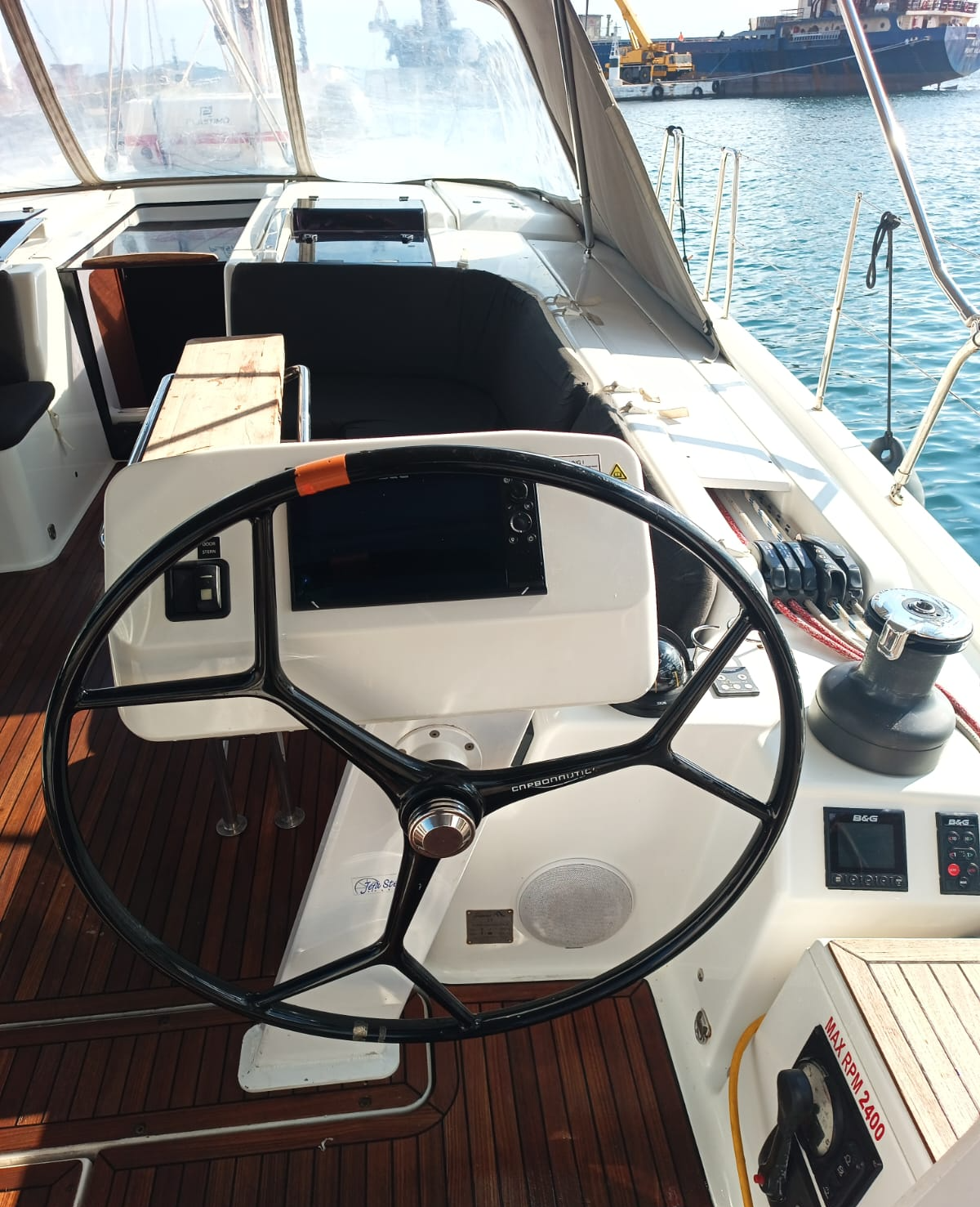 Hanse 508 | Quantum Wave