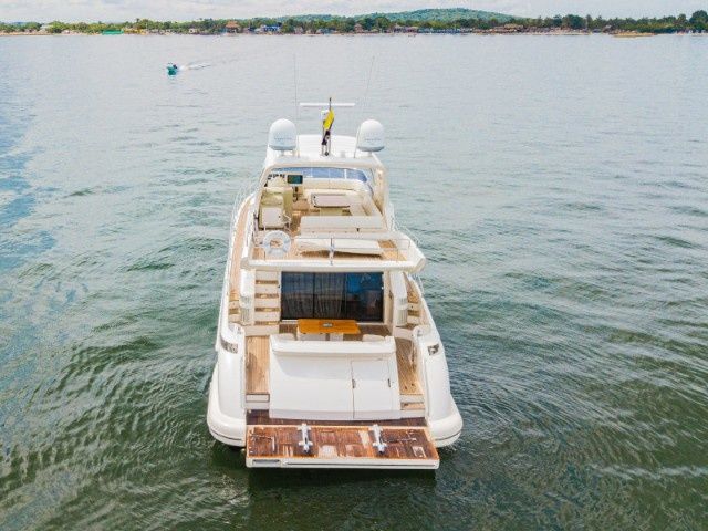 Azimut 64 Fly | Copacetic
