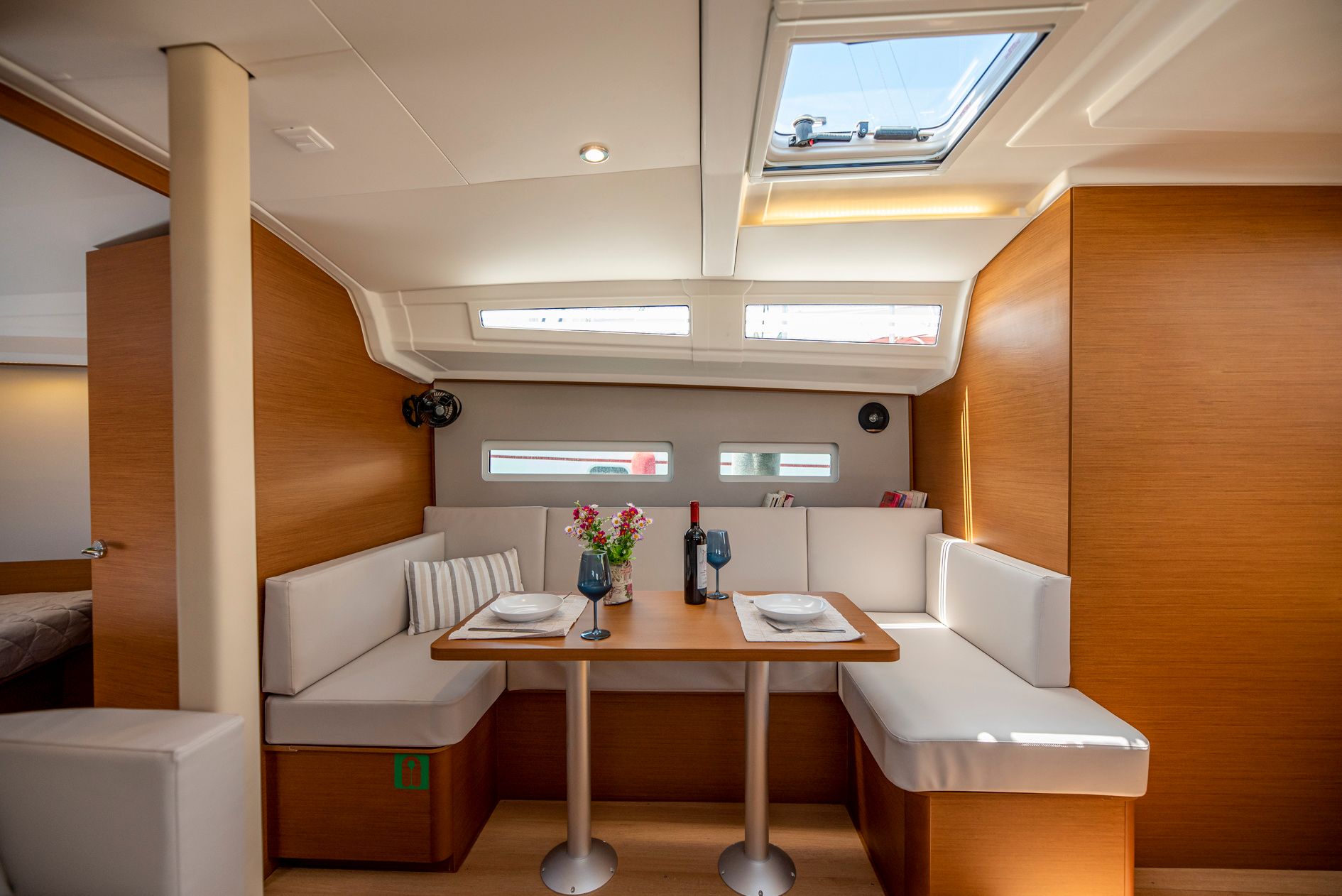 Jeanneau Sun Odyssey 410 | Garfish