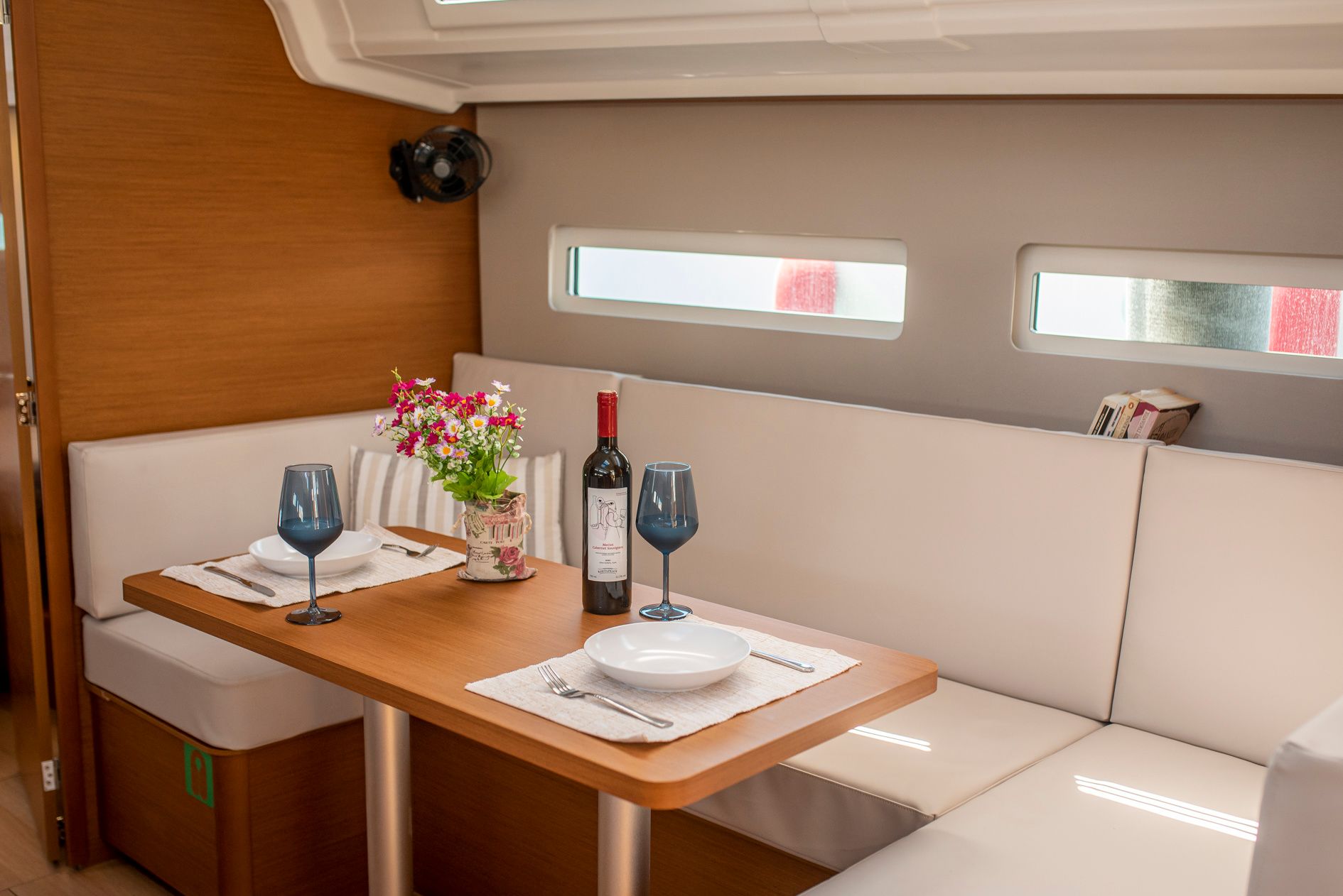 Jeanneau Sun Odyssey 410 | Garfish