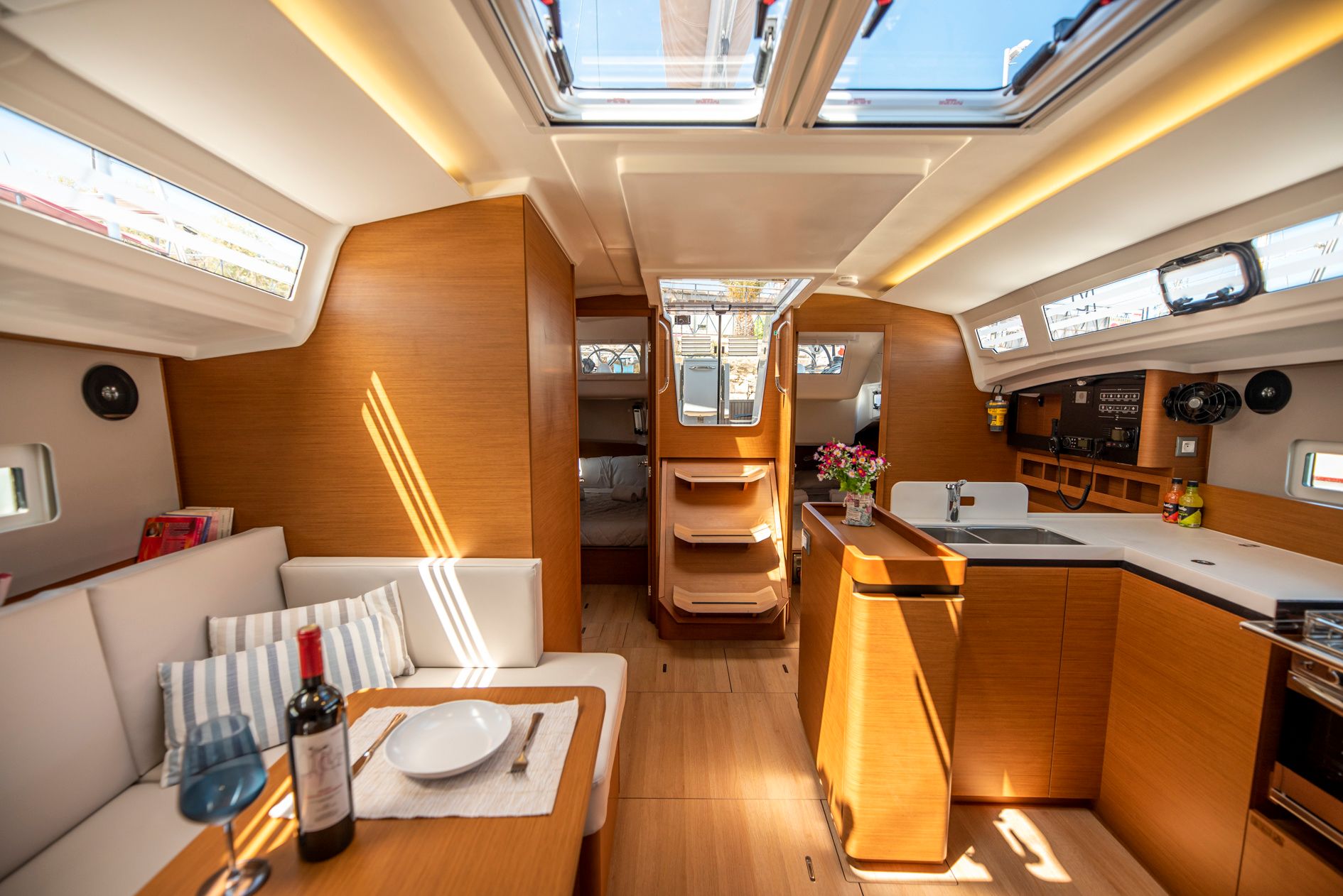Jeanneau Sun Odyssey 410 | Garfish