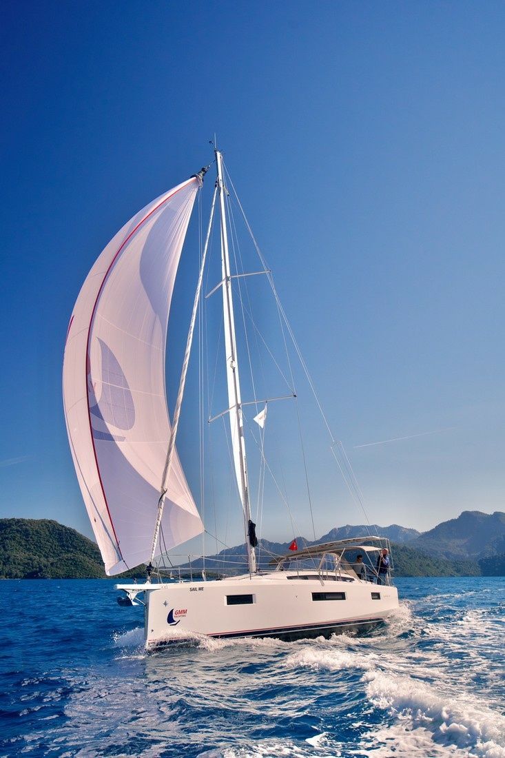 Jeanneau Sun Odyssey 410 | Sail Me