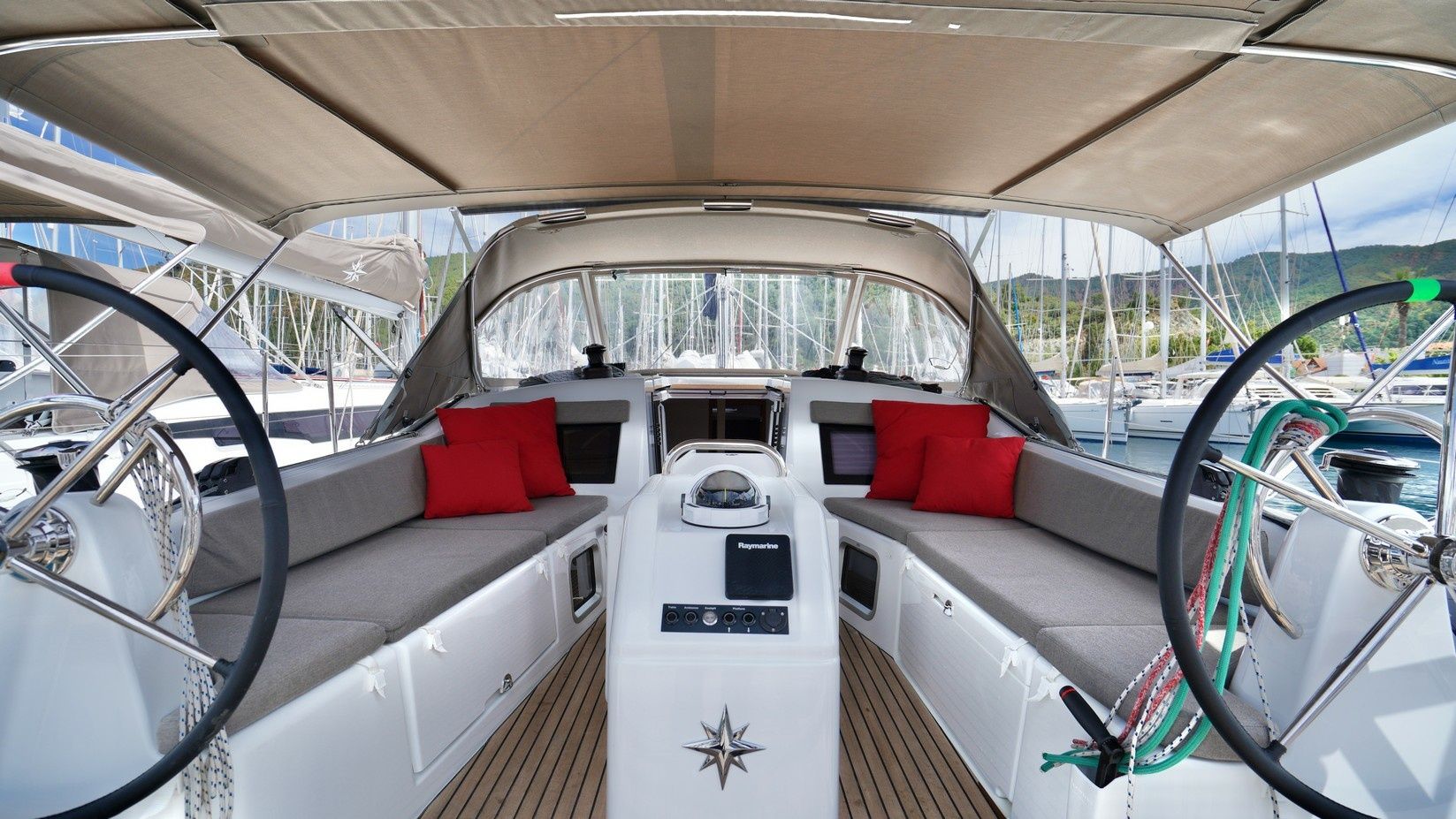 Jeanneau Sun Odyssey 410 | Sail Me