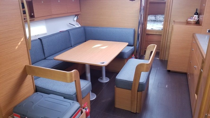 Dufour 430 | Kummsal