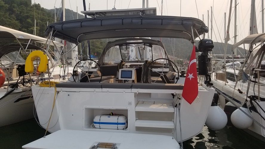 Dufour 430 | Kummsal