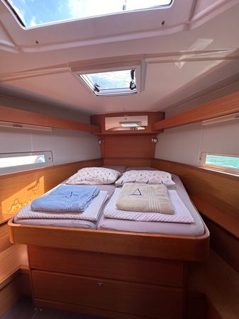 Dufour 430 | Kummsal