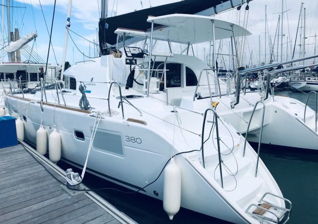 Lagoon 380 | Tarawa 3