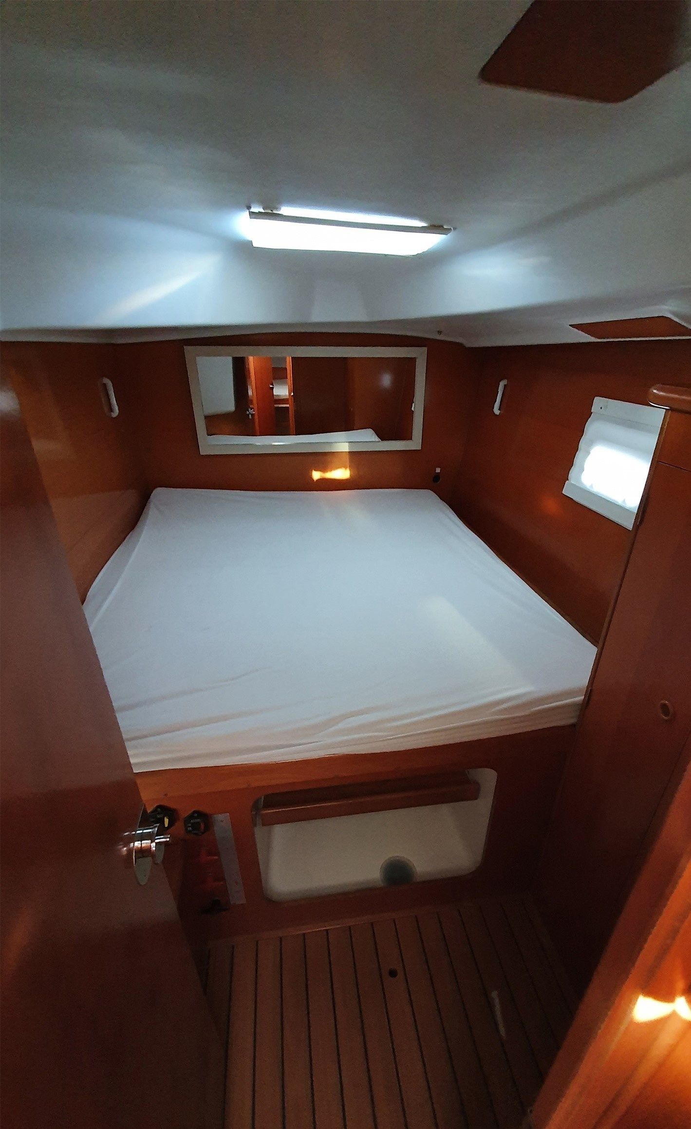 Lagoon 380 | Tarawa 3