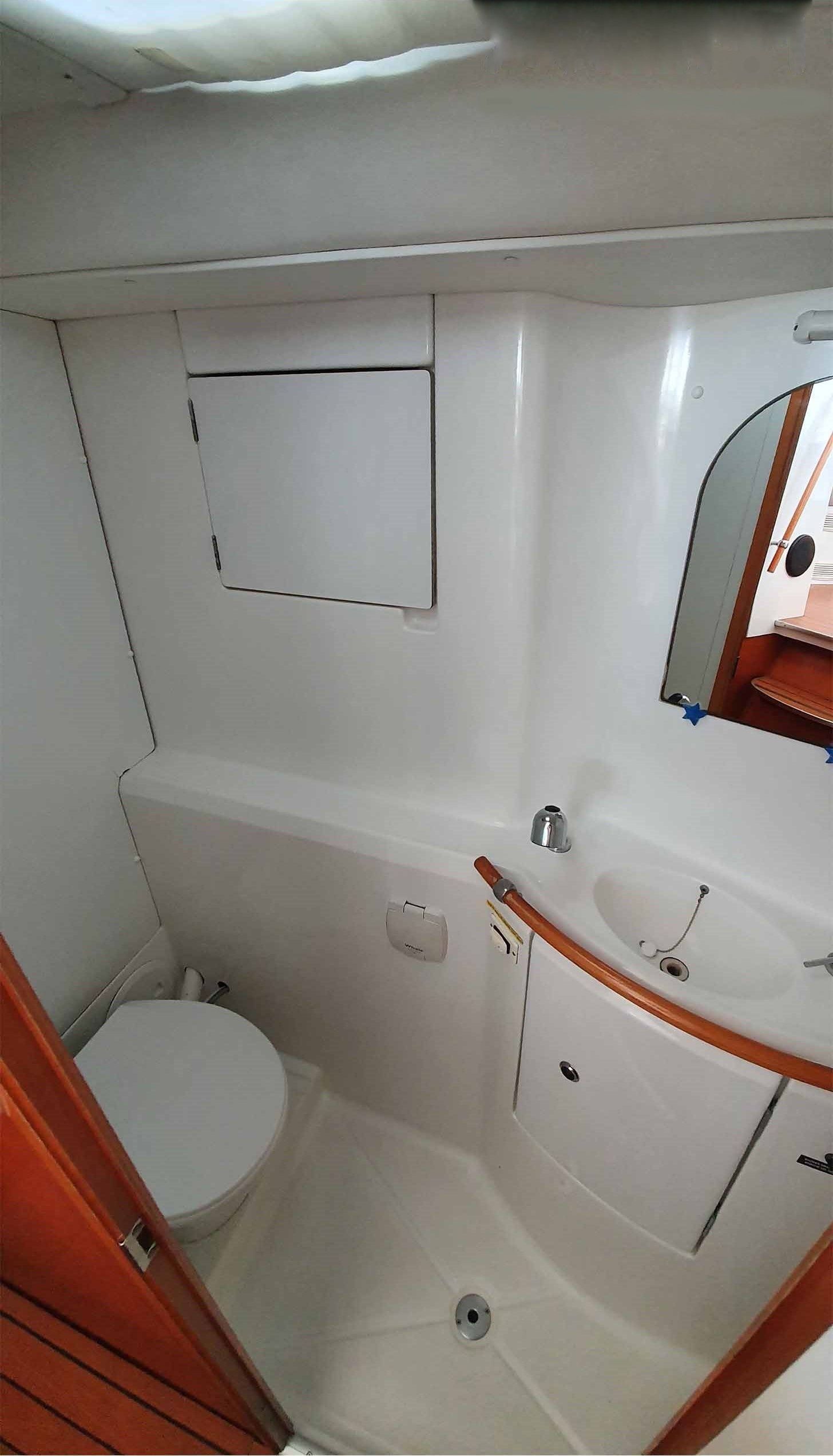 Lagoon 380 | Tarawa 3