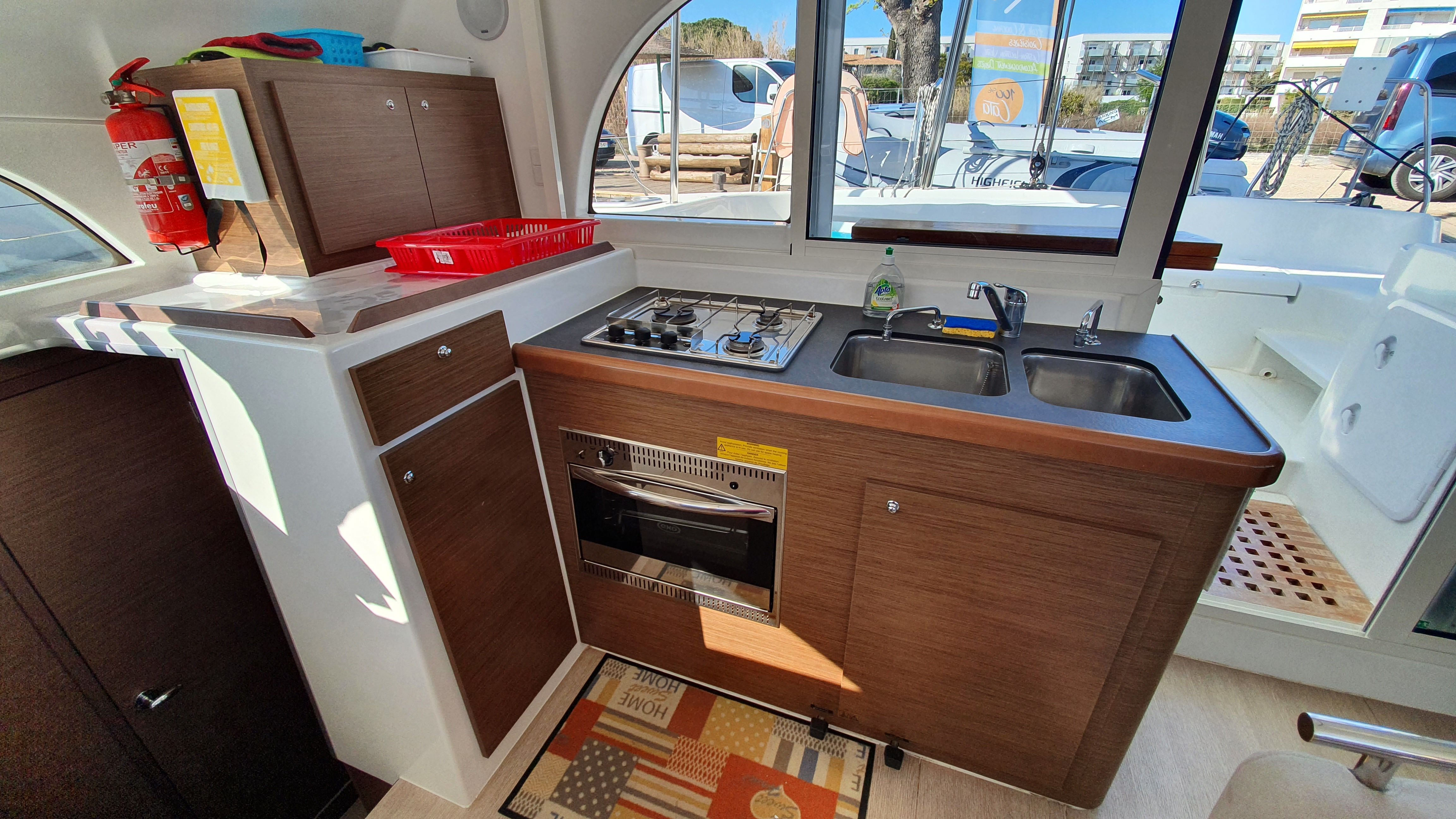 Lagoon 380 | Tarawa 3