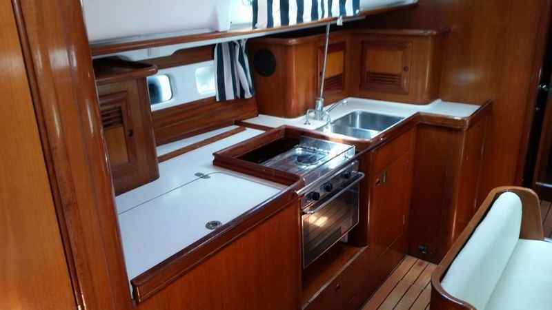 Beneteau Oceanis Clipper 411 | Nemesis
