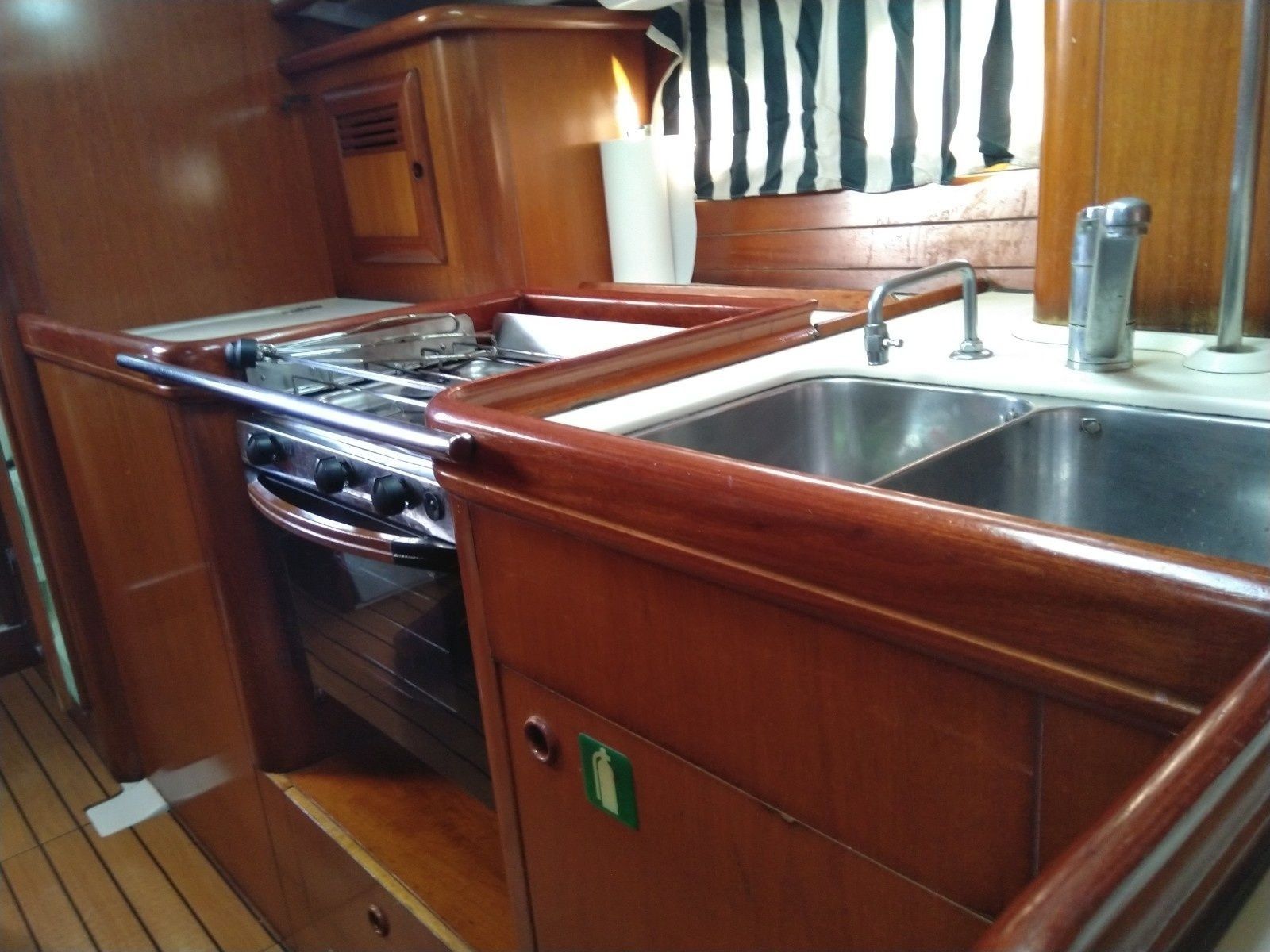 Beneteau Oceanis Clipper 411 | Nemesis
