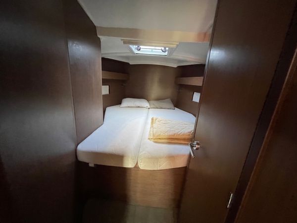 Beneteau Oceanis 40.1 | Alma Libre 7