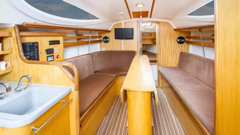 Northman Maxus 33 | Atena