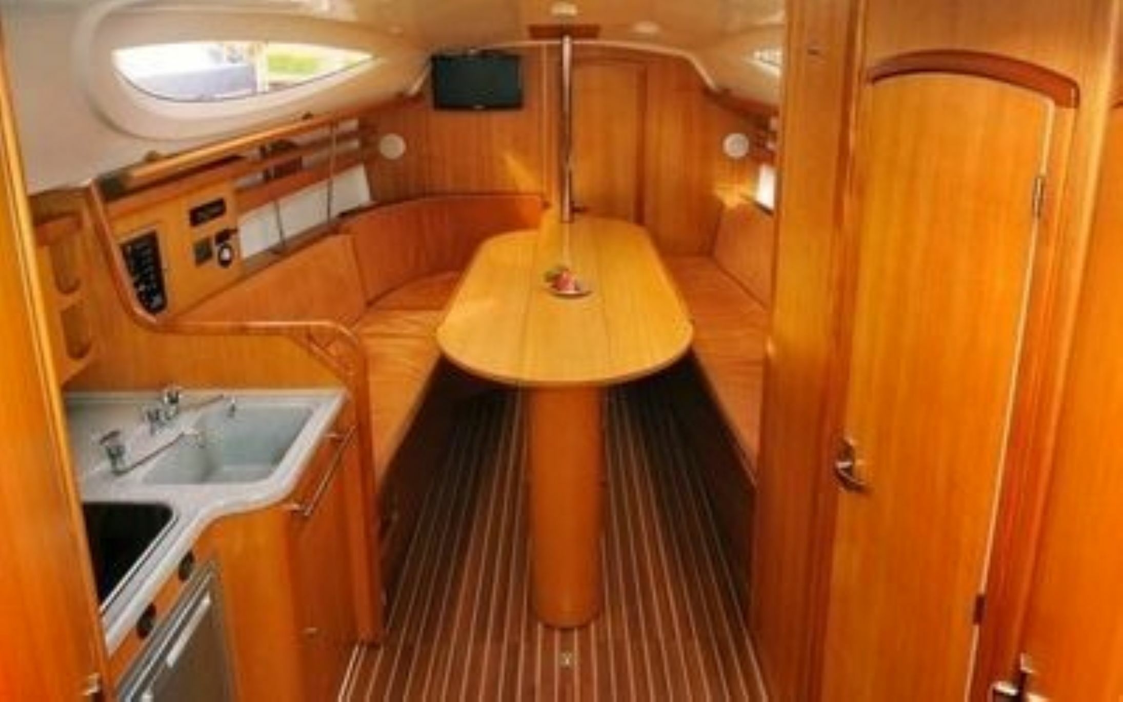 Northman Maxus 33 | Roma