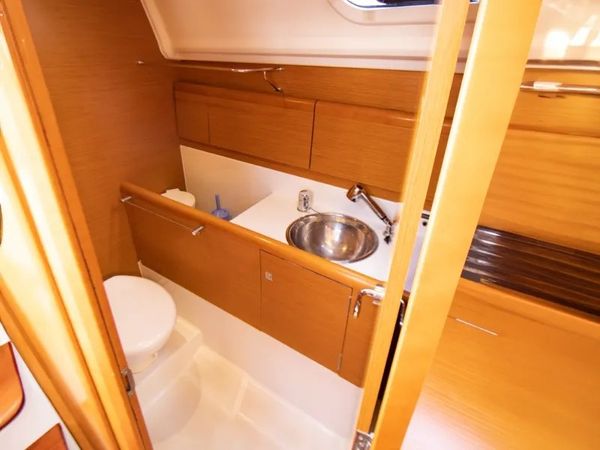 Jeanneau Sun Odyssey 33i | Eleni