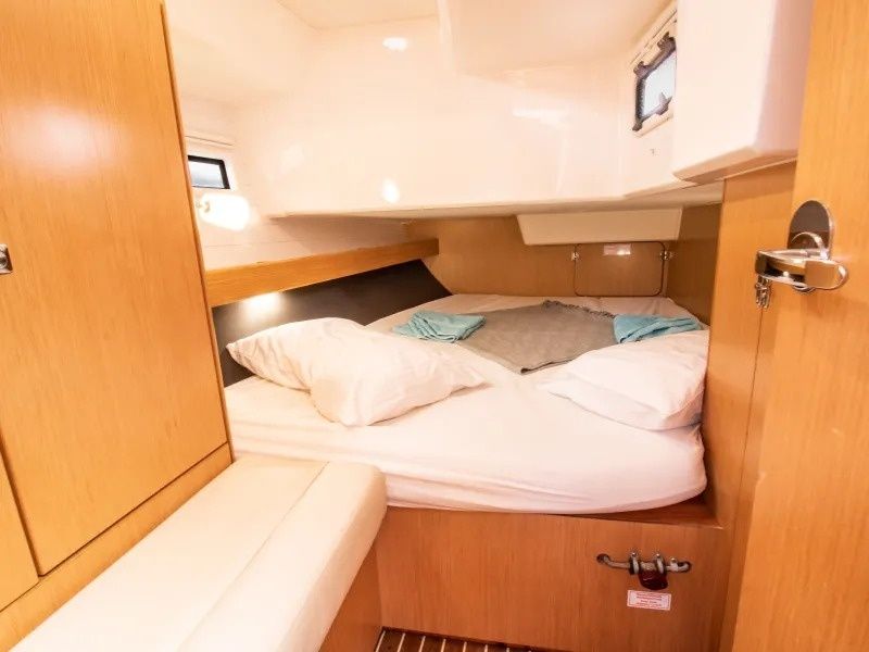 Bavaria Cruiser 41 | Thunderbird 1