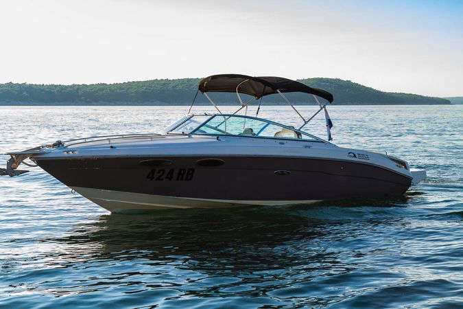 Sea Ray 240 | Sun Sport