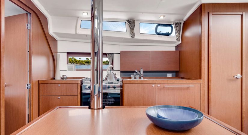 Beneteau Oceanis 38 | Velanto