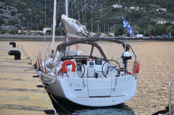 Sun Odyssey 379