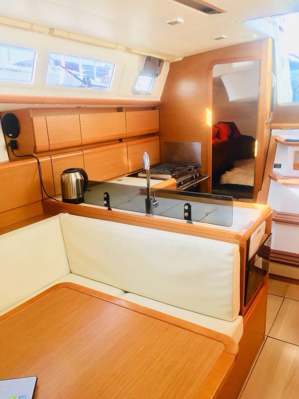 Jeanneau Sun Odyssey 379 | Argo