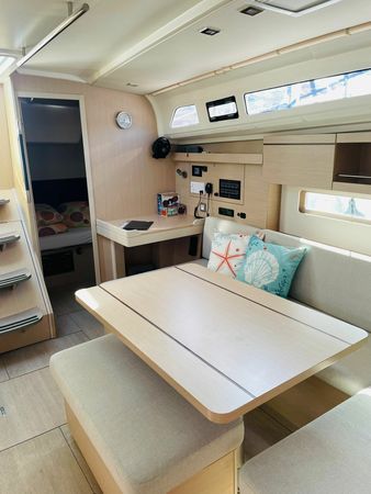 Beneteau Oceanis 40.1 | Naomi