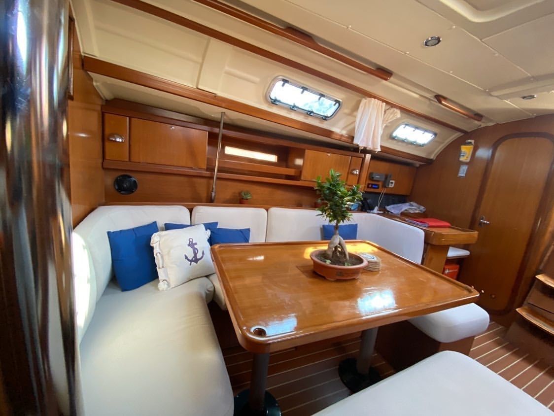 Dufour 385 | Godspeed