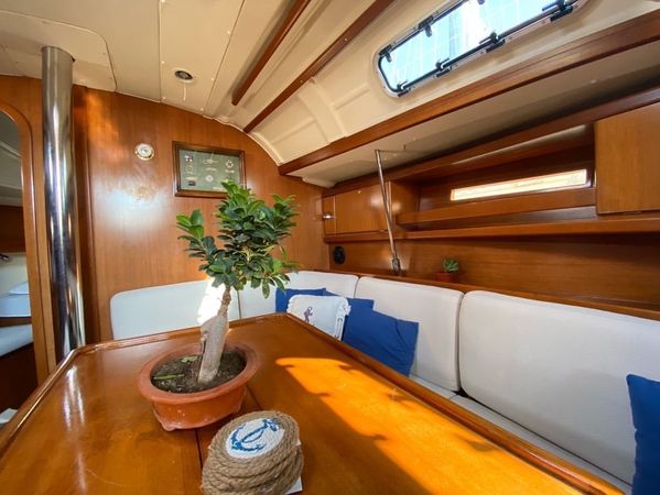 Dufour 385 | Godspeed