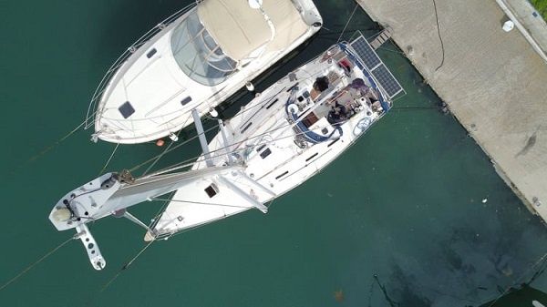 Dufour 385 | Godspeed