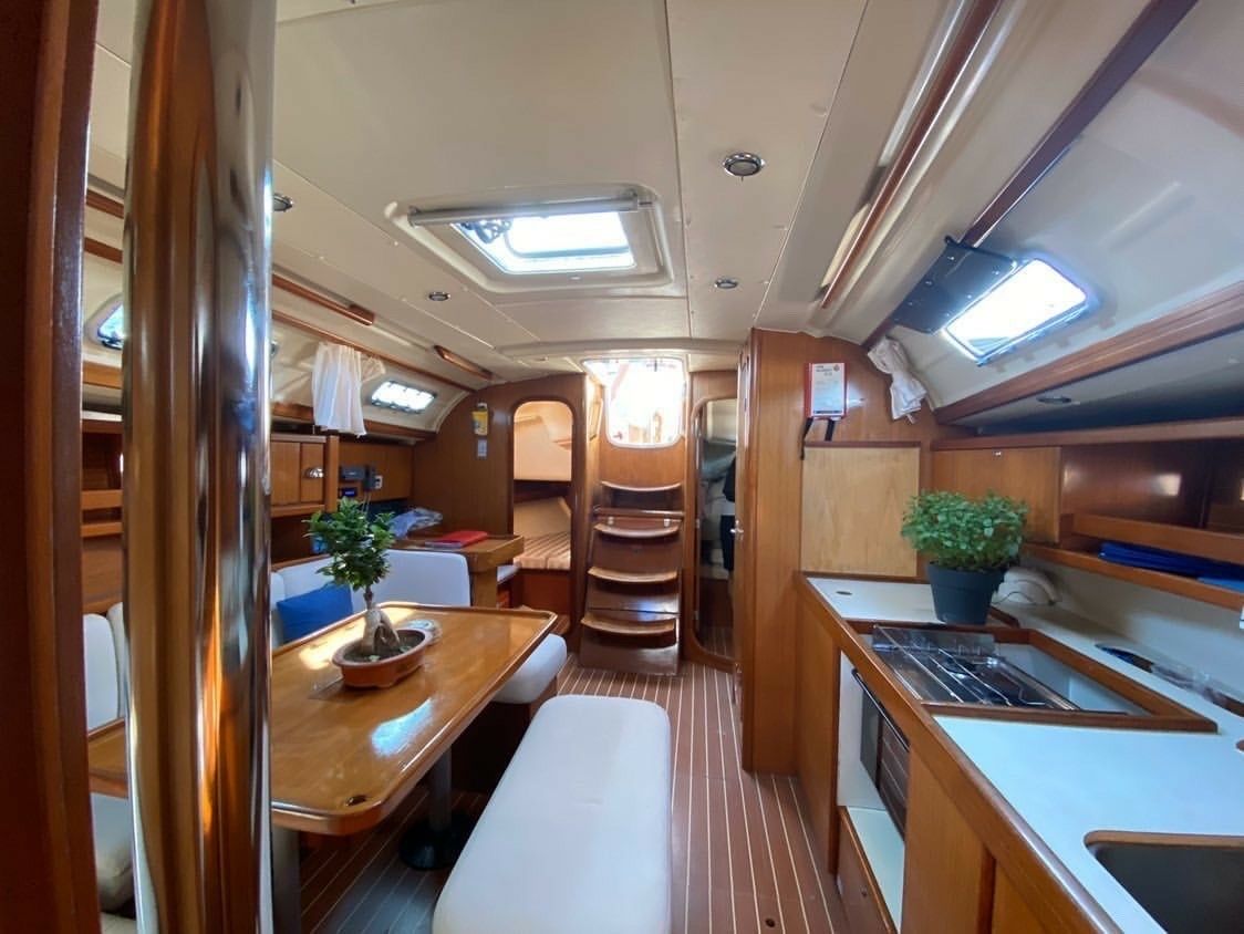 Dufour 385 | Godspeed