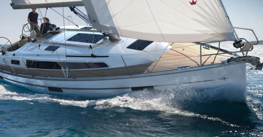 Bavaria Cruiser 37 | Mola 15 R Breege3