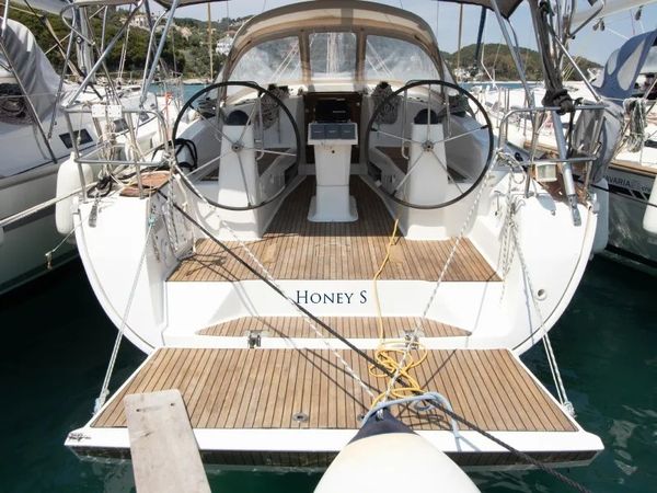 Bavaria Cruiser 40 | Honey S