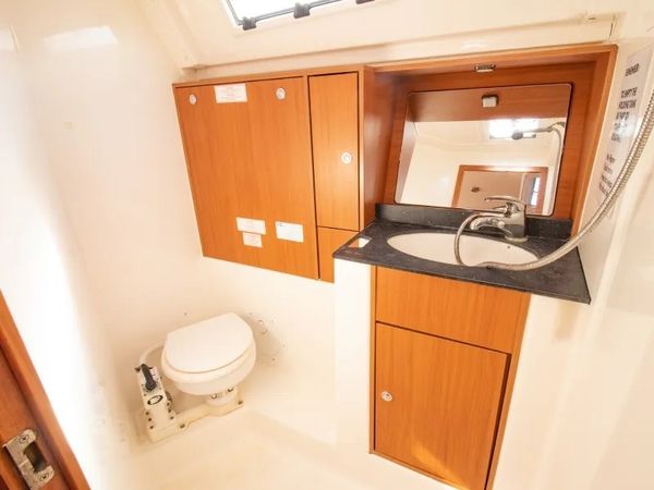 Bavaria Cruiser 40 | Honey S