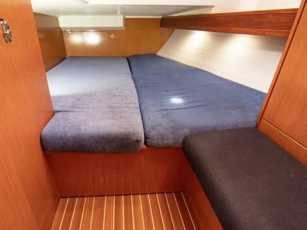 Bavaria Cruiser 40 | Honey S