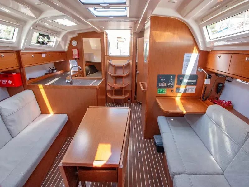Bavaria Cruiser 37 | Iwona