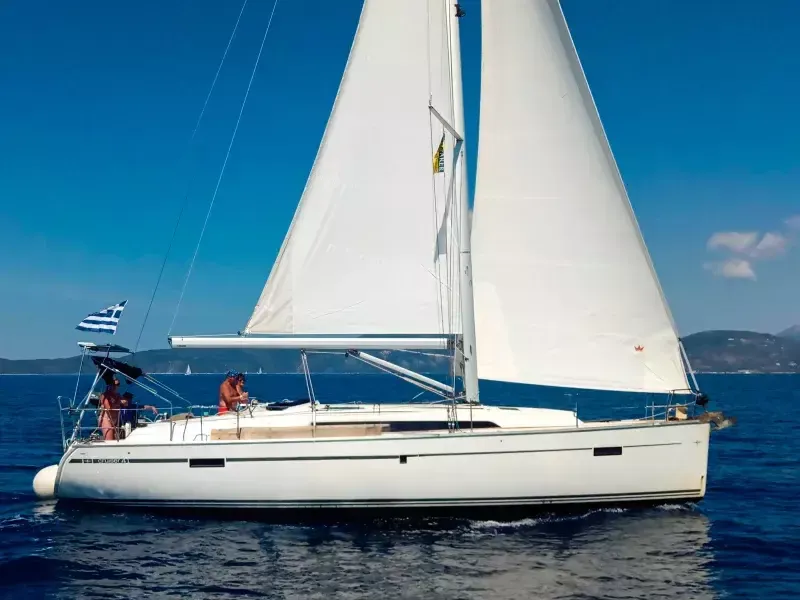 Bavaria Cruiser 41 | Stepping Stone