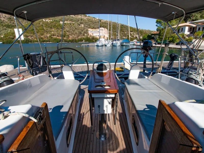 Bavaria Cruiser 37 | Stairway to Heaven