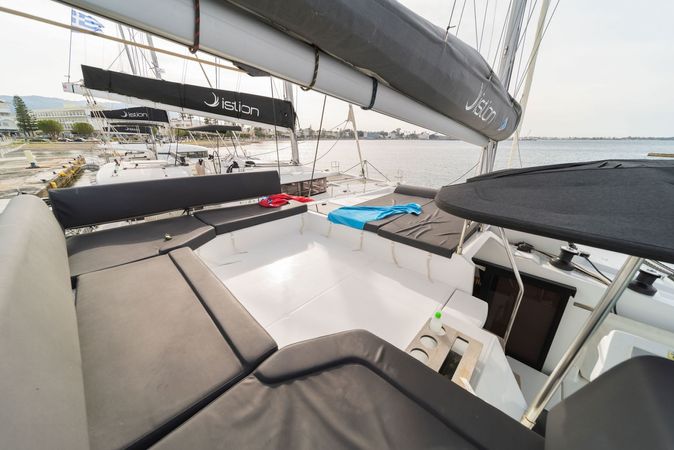 Fountaine Pajot Elba 45 | Night Breeze