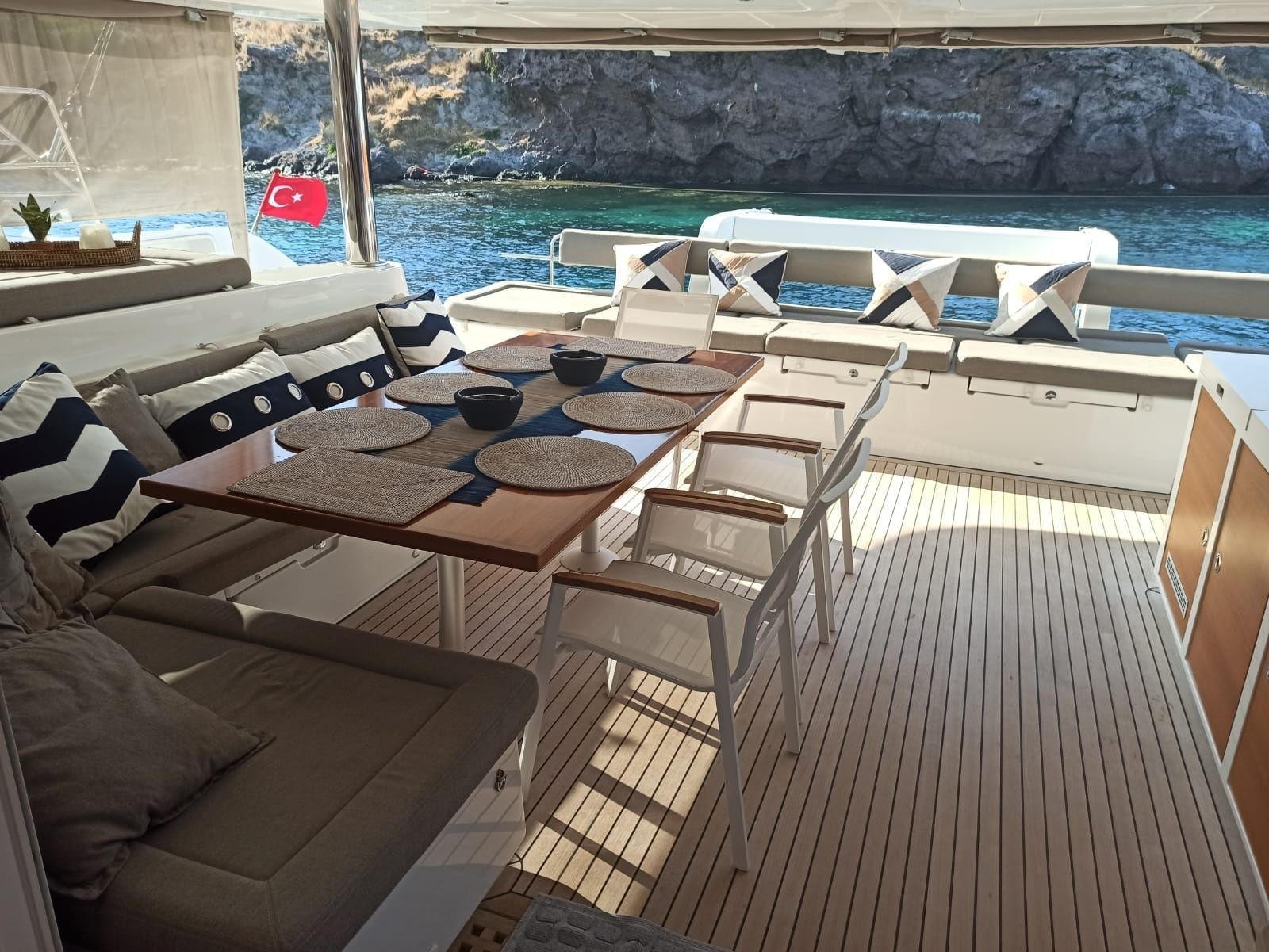 Lagoon 620 | Camaron