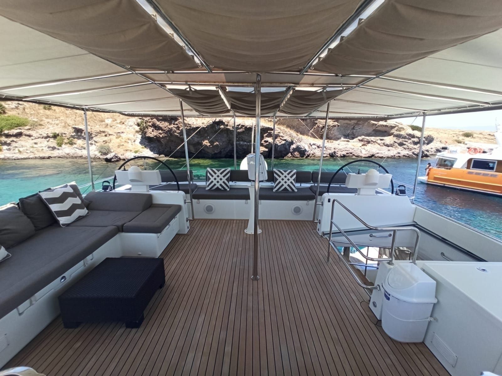 Lagoon 620 | Camaron