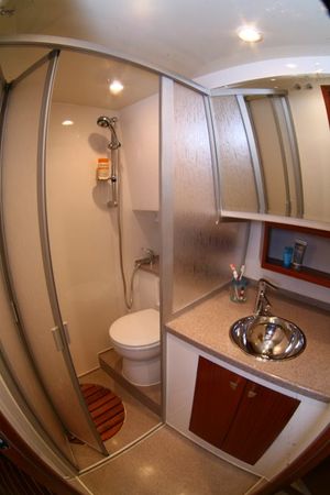 Viking Marin 405 Fly | Nirvana