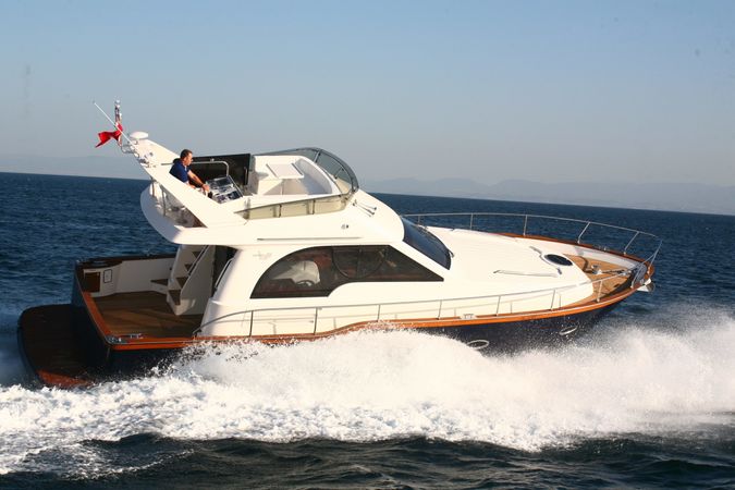 Viking Marin 405 Fly | Nirvana